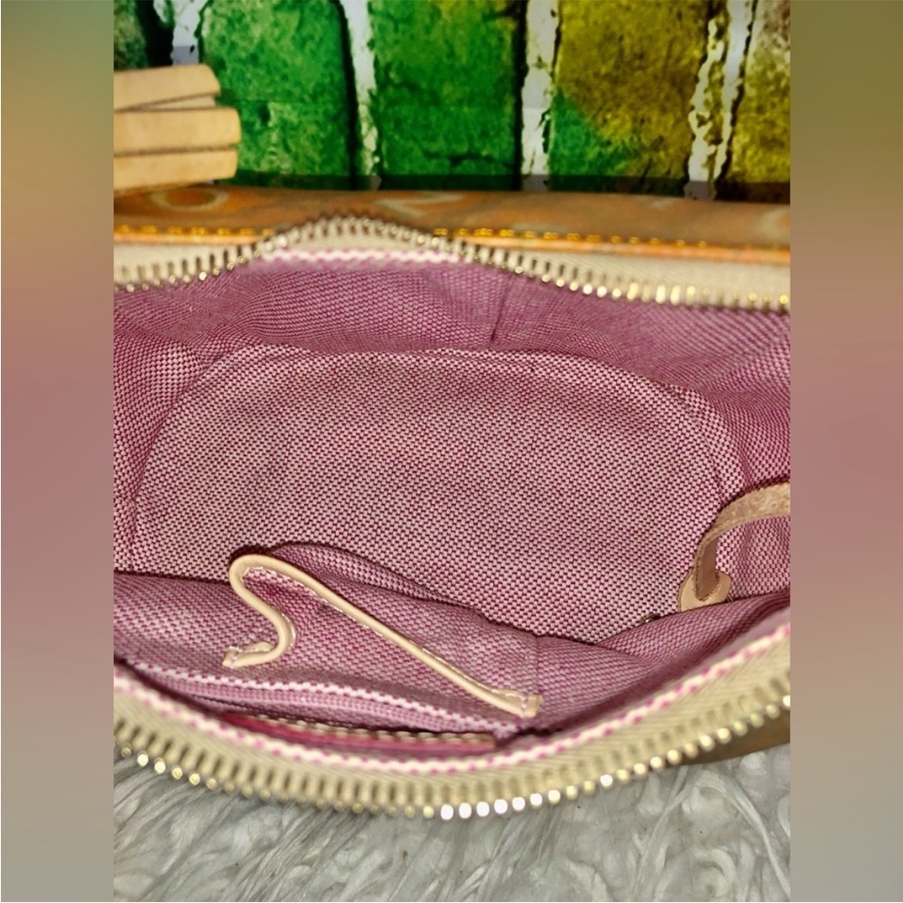 Dooney & Bourke Vintage Coral Peach Crossword Bucket Purse Shoulder Bag EUC - Picture 13 of 13